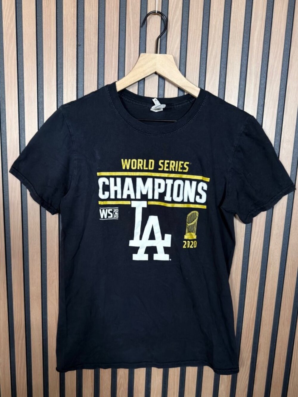 Los Angeles Dodgers T Shirt Medium Black World Series Champions 2020 Tee REPRINT